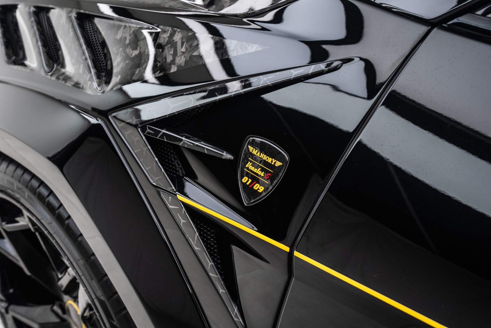 2024 LAMBORGHINI URUS BY MANSORY | VENATUS S 1 OF 9 | 900 HP